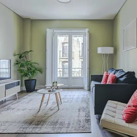 Plum Guide - Wind Portal Apartment