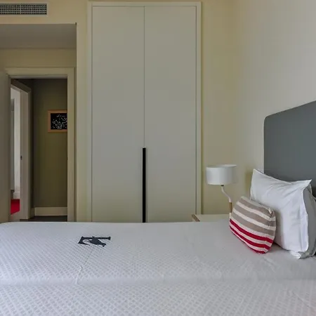 Apartment Plum Guide - Wind Portal