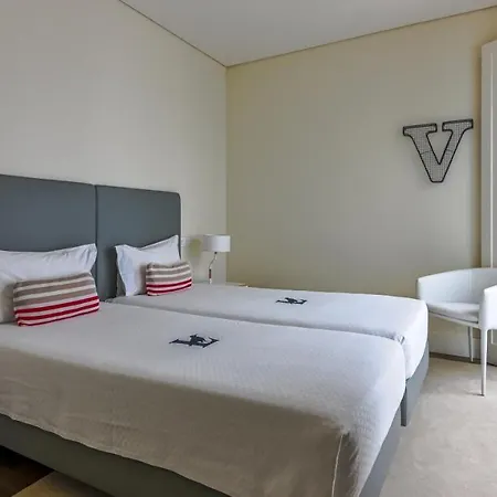 Plum Guide - Wind Portal Apartment Lisbon